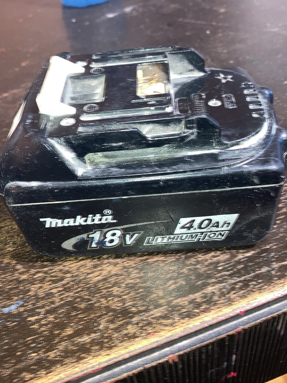 Makita 18V 4.0Ah Lithium-Ion Battery Pack - Black
